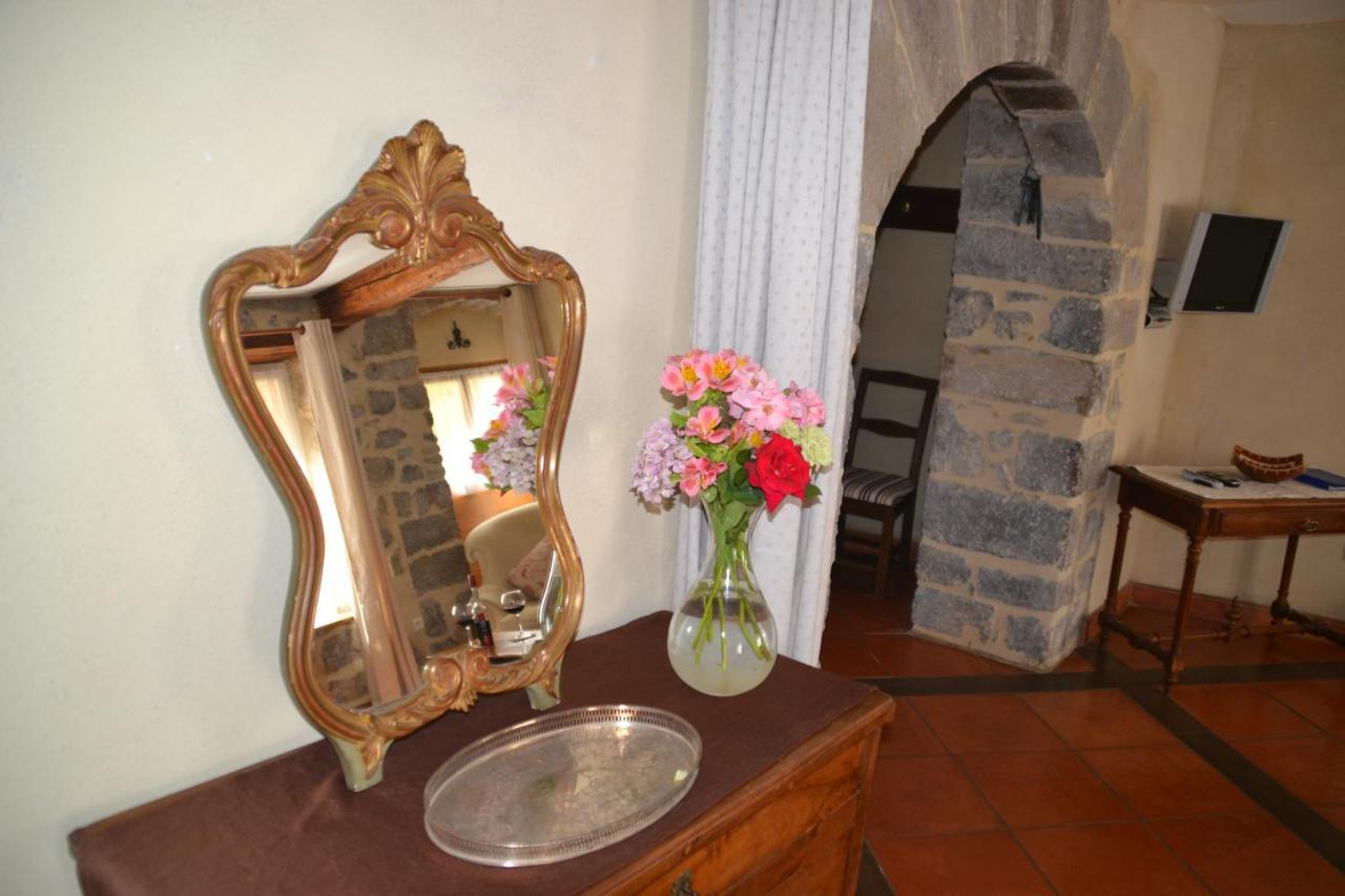 Holidays In Lagrasse Extérieur photo