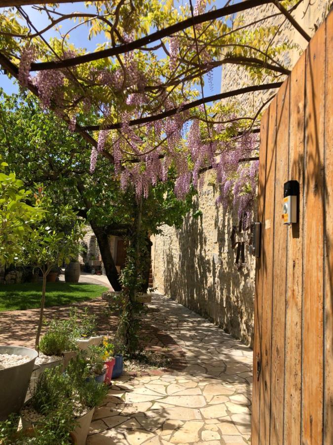 Holidays In Lagrasse Extérieur photo