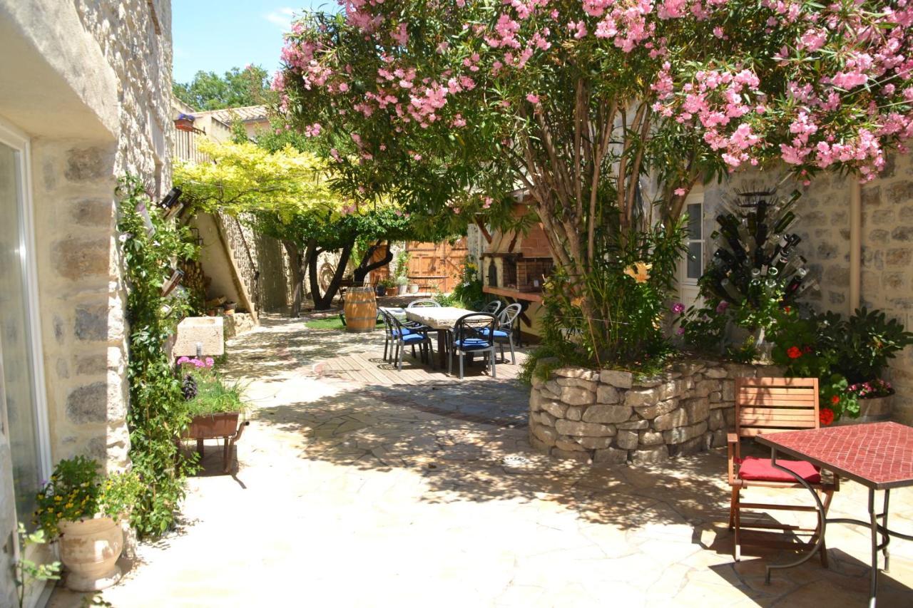 Holidays In Lagrasse Extérieur photo