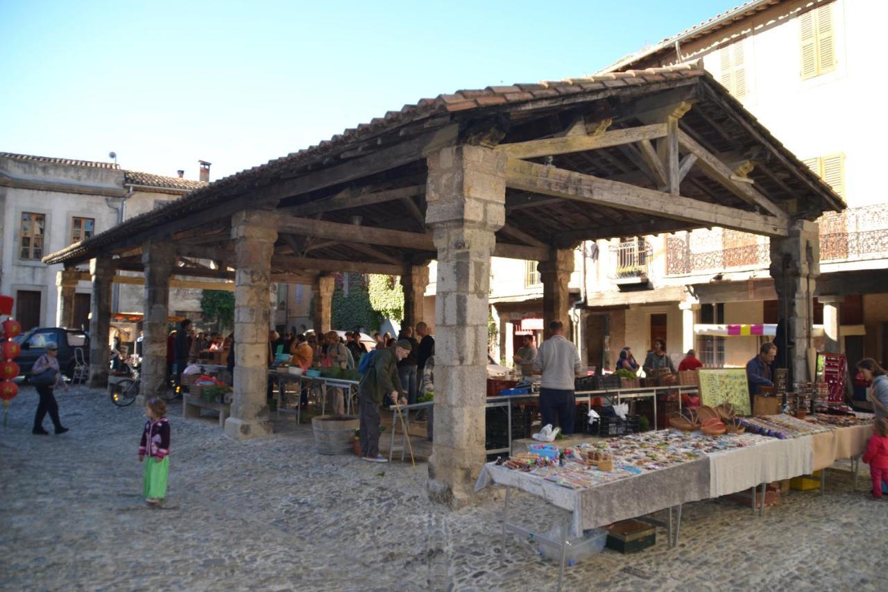Holidays In Lagrasse Extérieur photo